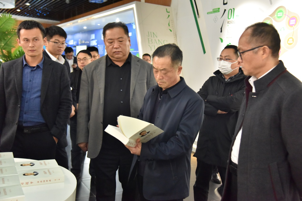 安徽新锐控股集团领导莅临金榜苑参观指导